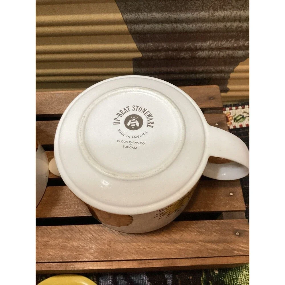 Up-Beat Stoneware Made In USA Creamer & Sugar w/ Lid Stacking Sunflower Floral